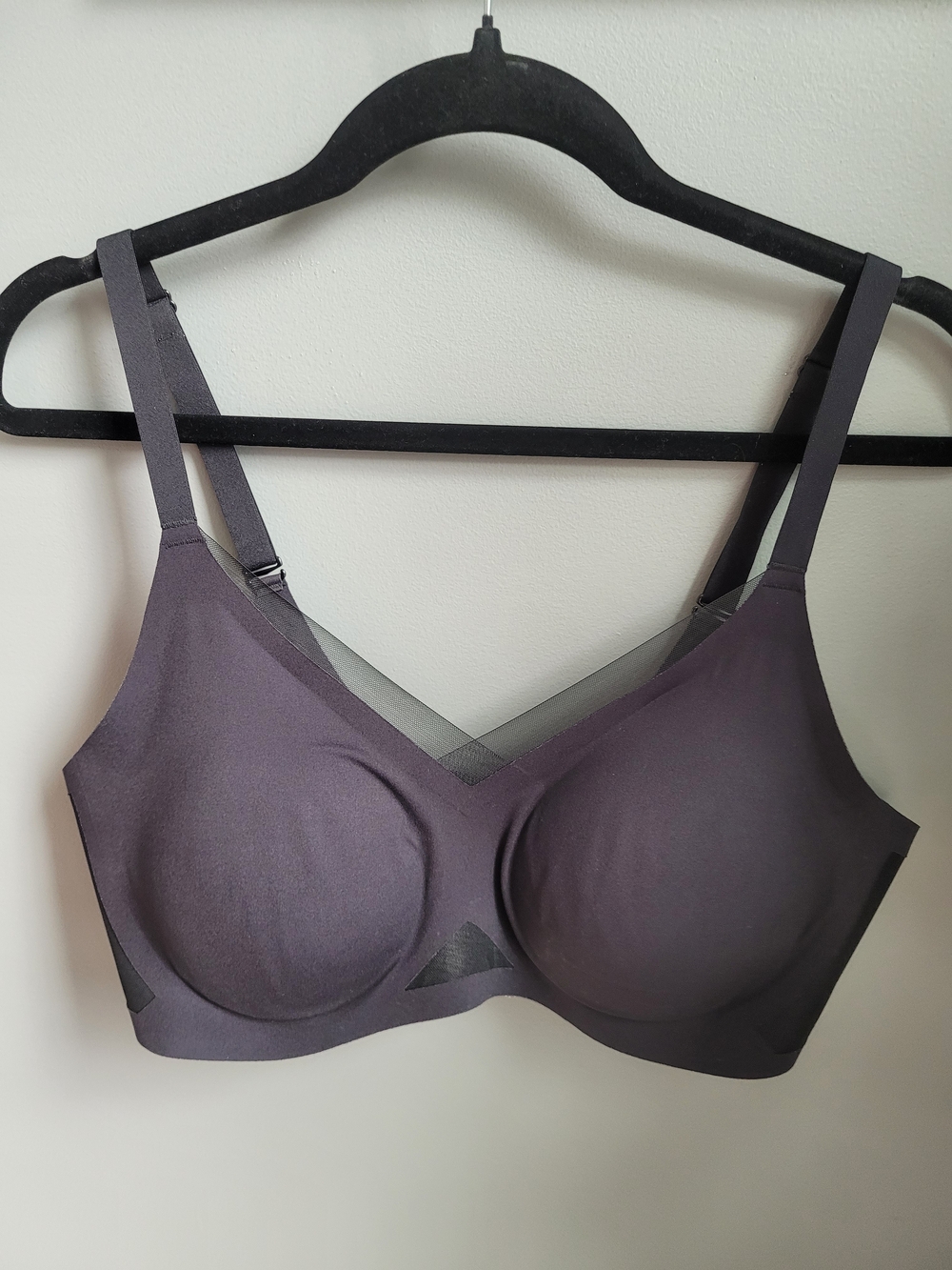 Honeylove Crossover Wireless Bra in Vamp/Black, XL
